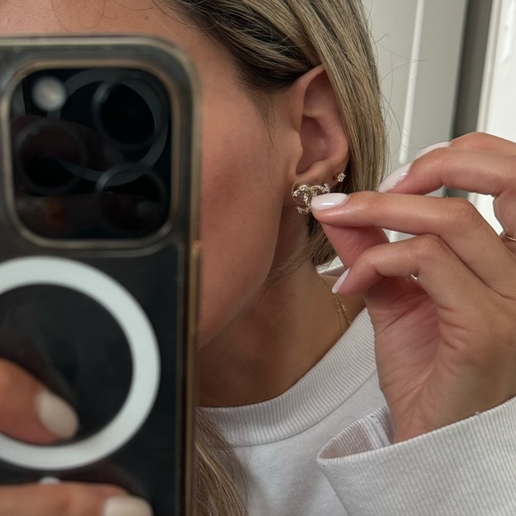 Chanel earrings - Picture 7 of 9